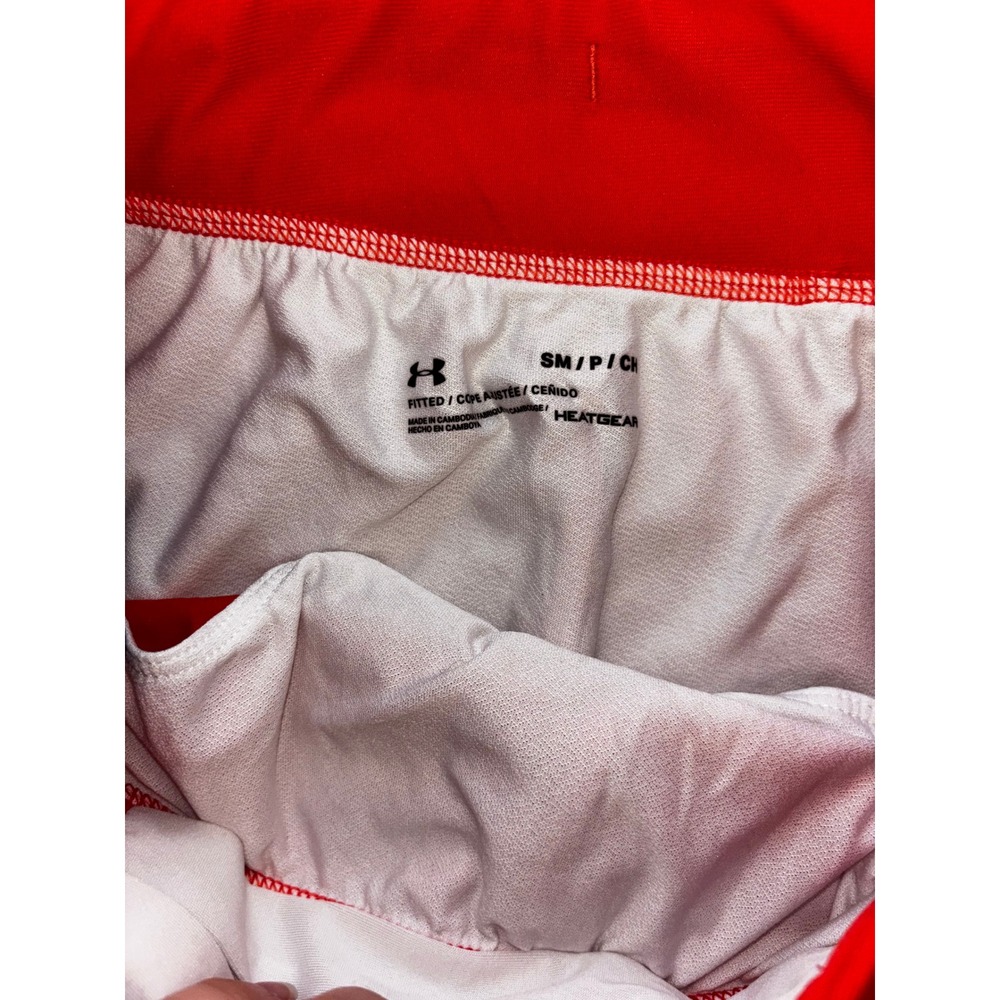Under Armour Girls Red HeatGear Running Shorts Fitted Athletic Size Small SM - Picture 2 of 4